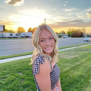 Meet your Posher, Madison